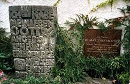Metzger's Grave in Meitingen,